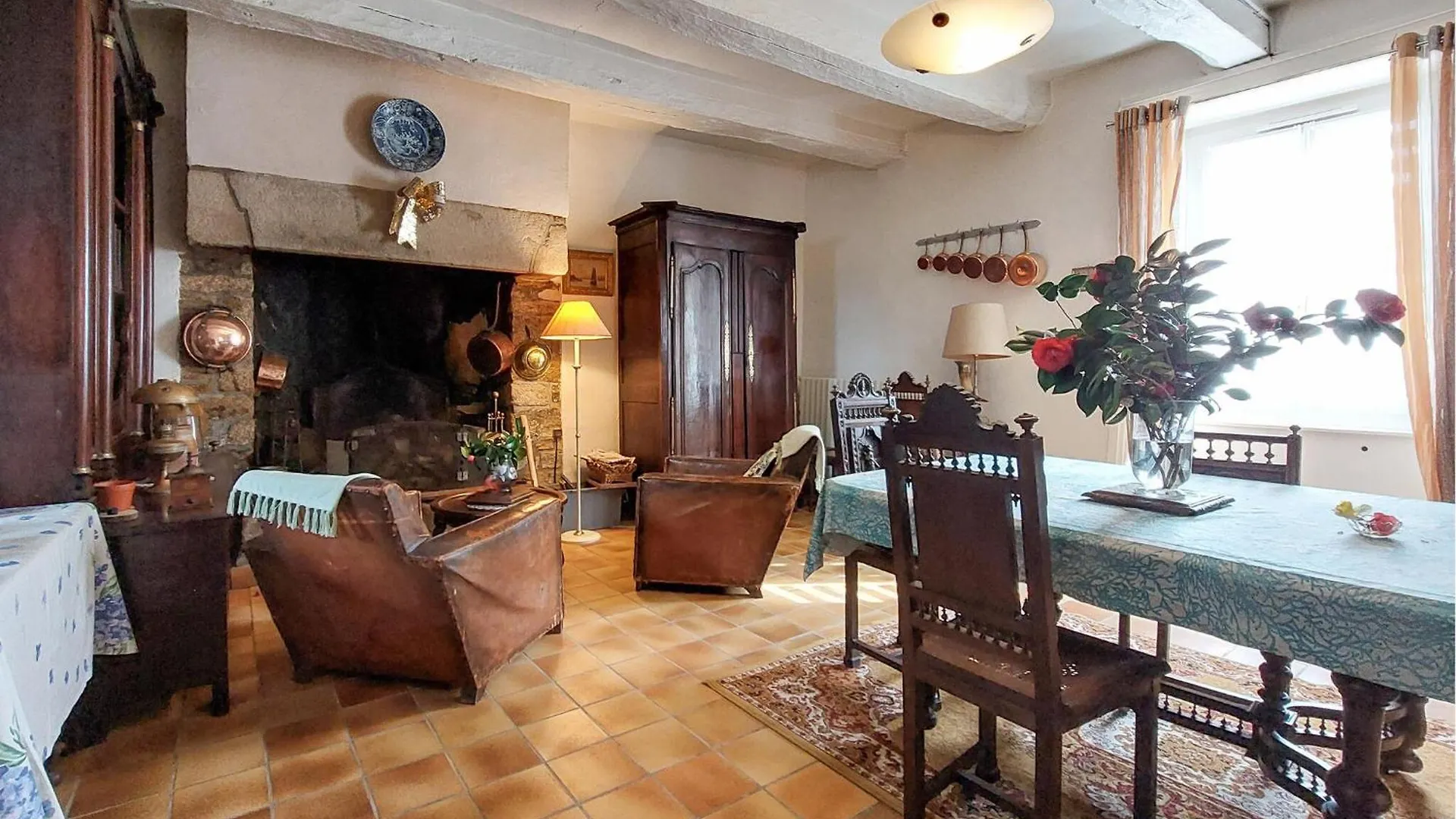 4 Bedroom Nice Home In Tredion 0*,